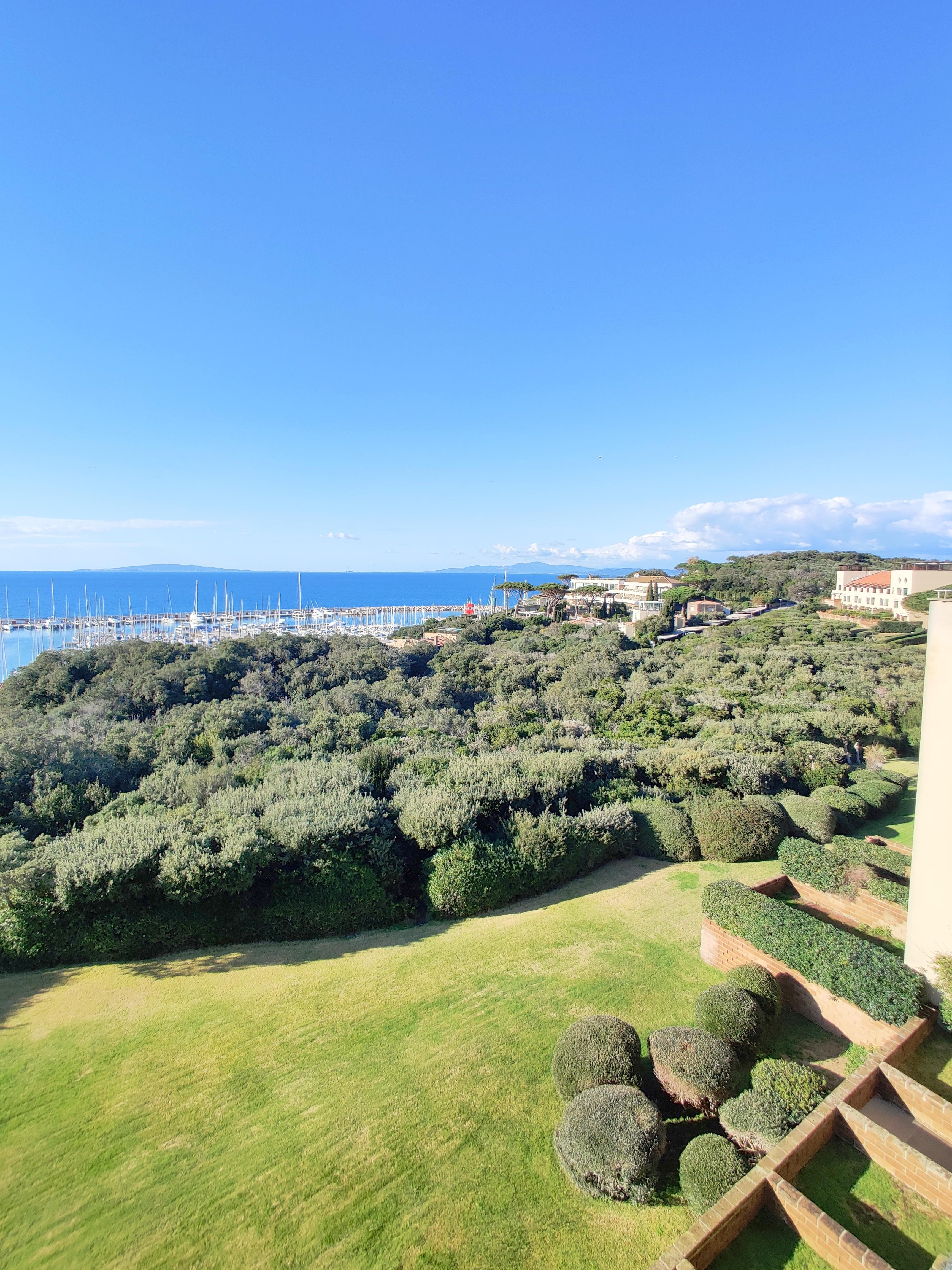 Casa vacanze bungalow Riotorto immerso in natura con spazi aperti